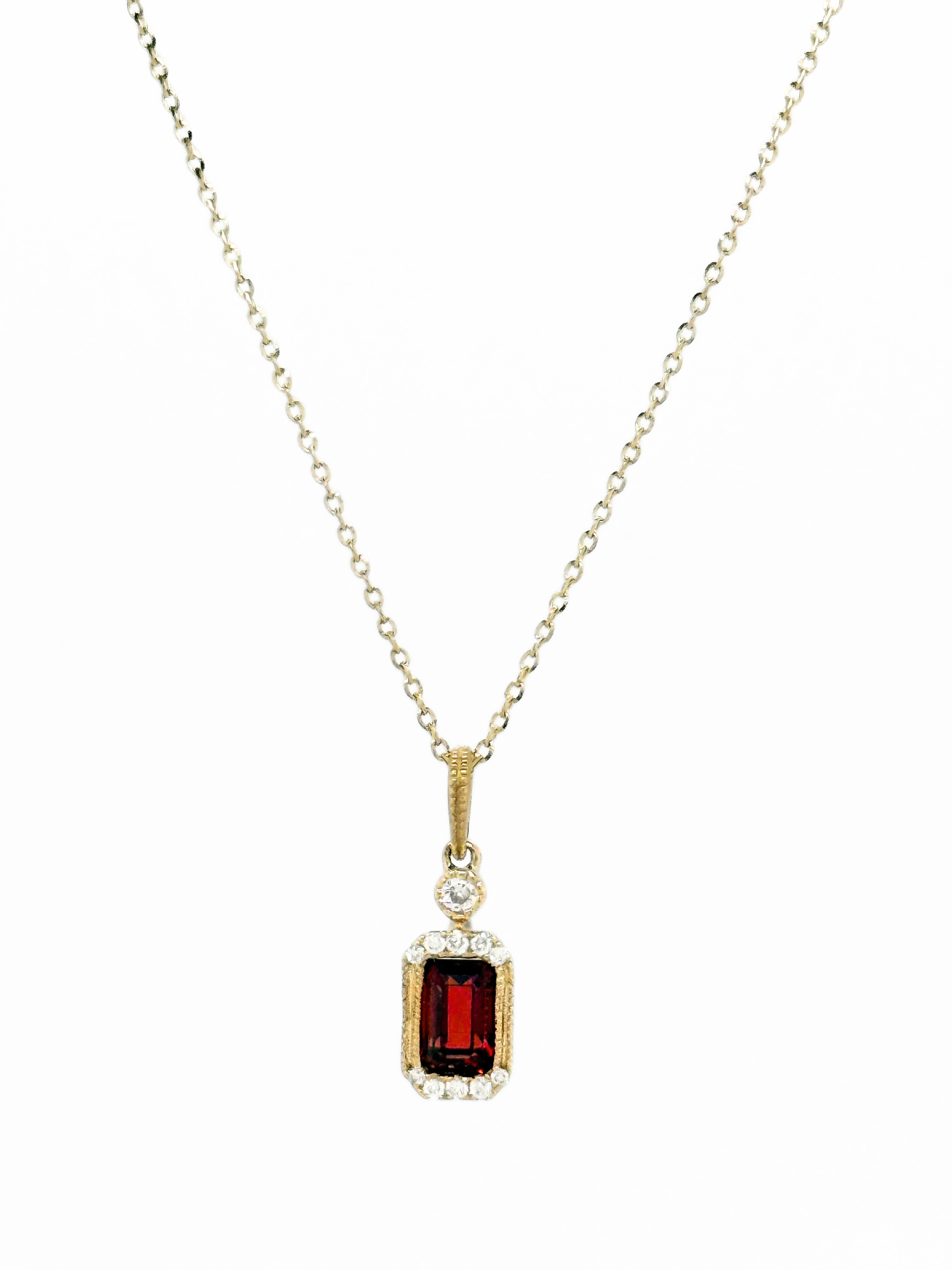 GARNET EC-PENDANT W/CHAIN-402186